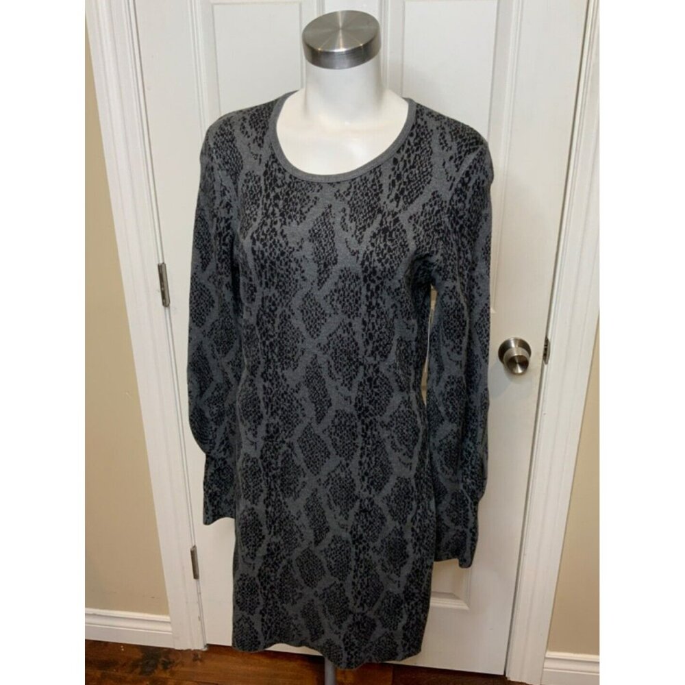 WAYF Gray Blue Snakeskin Knit Long Sleeve Round Neck Sweater Dress, Size M